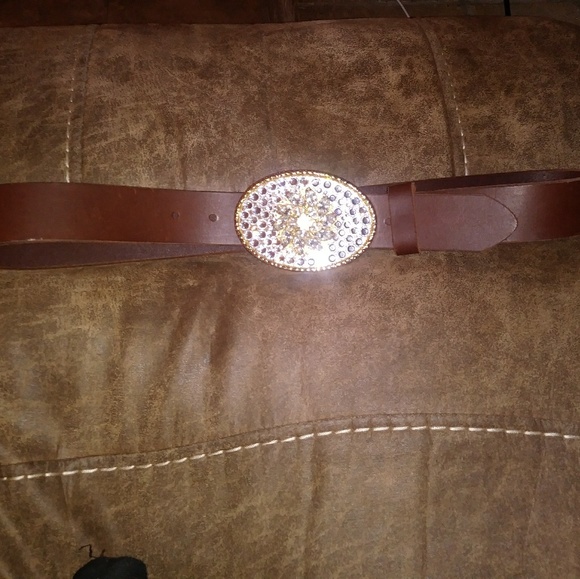 Womans belt with buckle - Picture 3 of 5